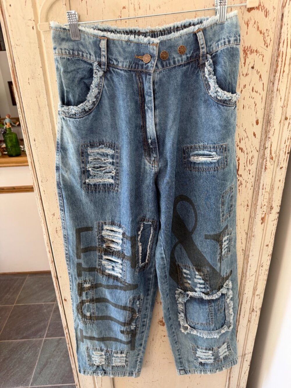 PAPER LACE LOVE DISTRESSED JEANS NWT - Picture 11 of 11